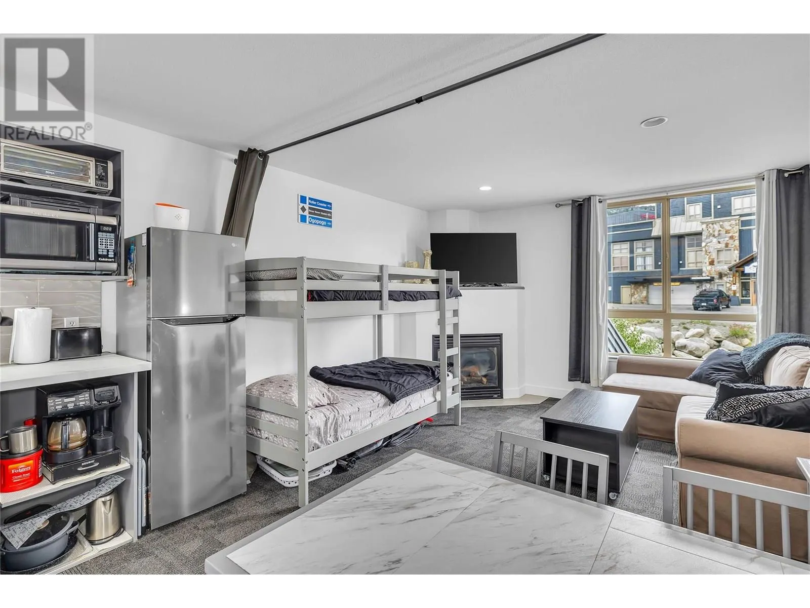 5340 Big White Road Unit# 209