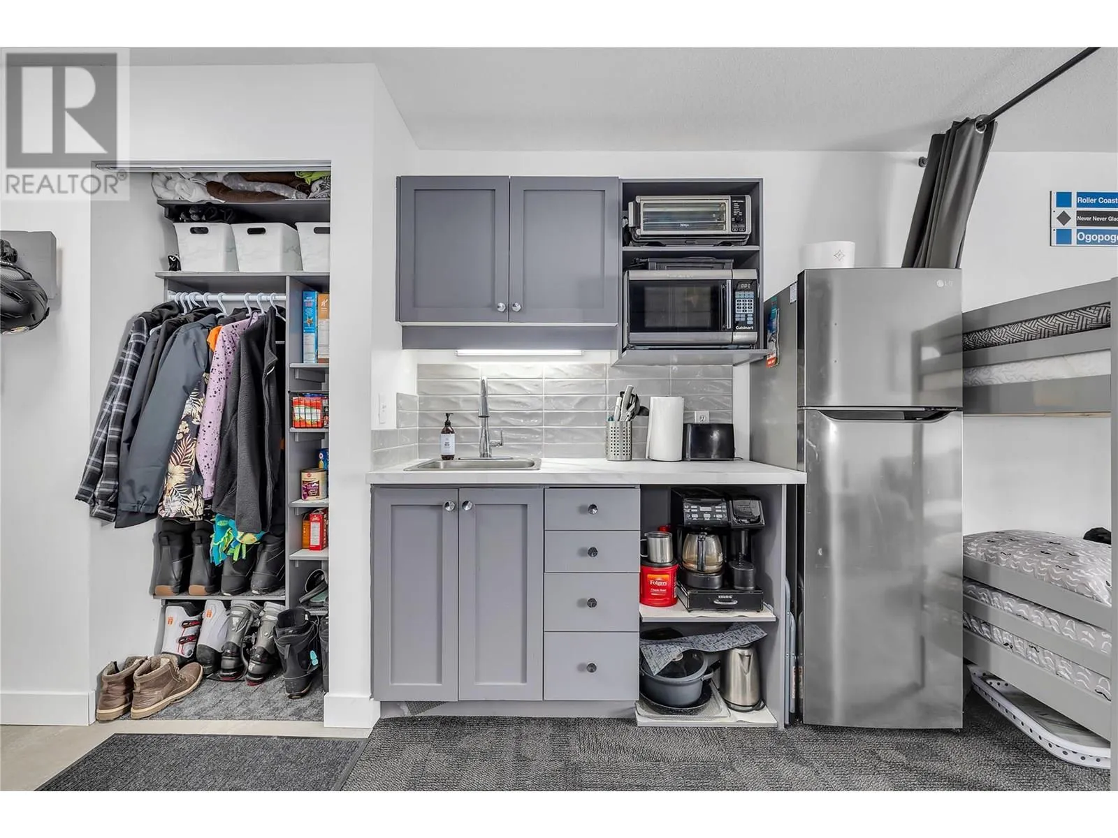 5340 Big White Road Unit# 209