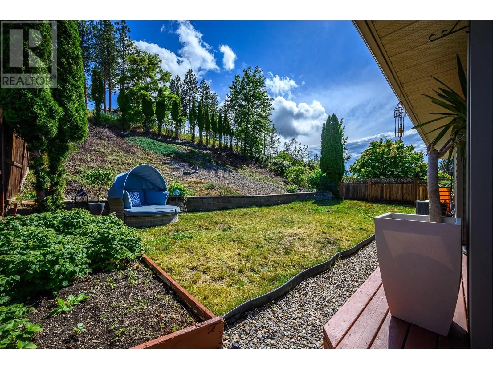4979 Windsong Crescent