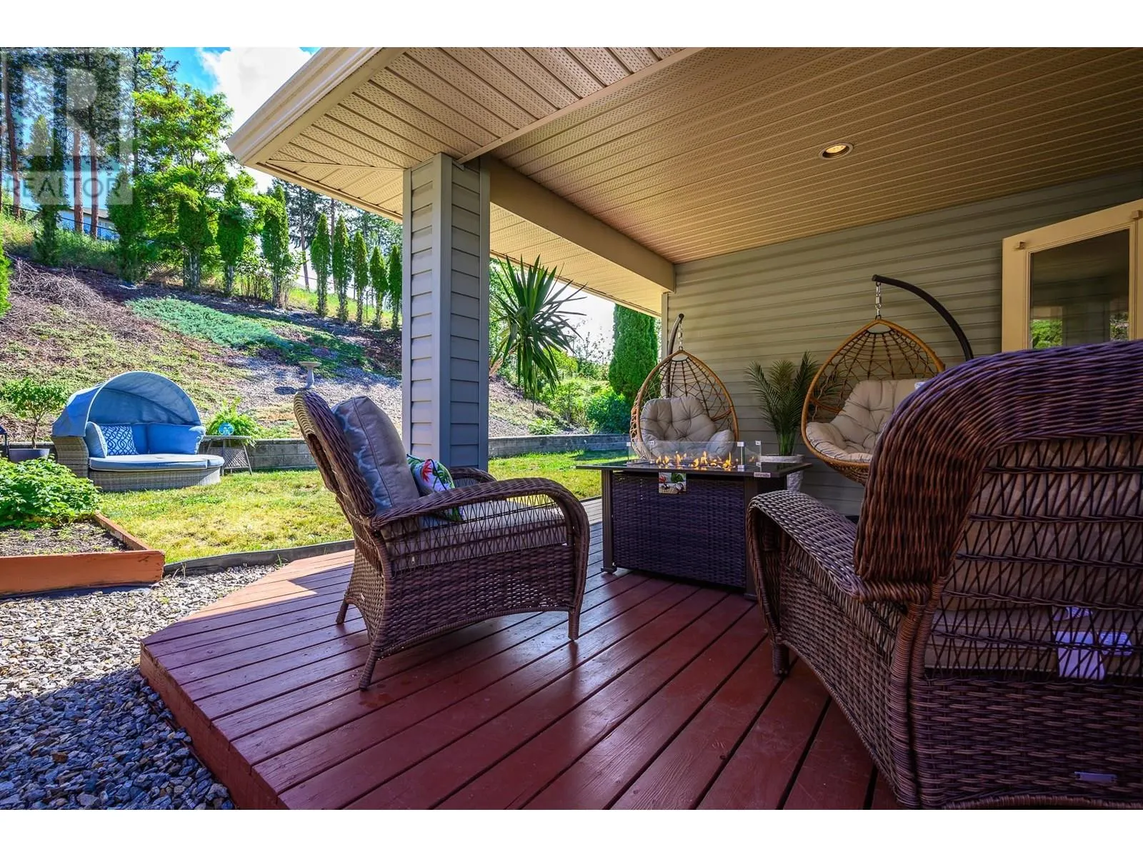 4979 Windsong Crescent