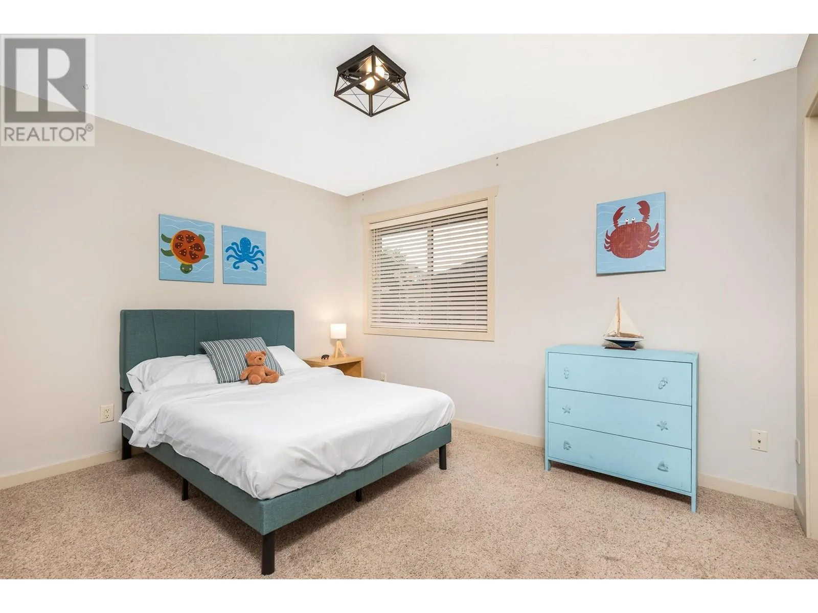 4979 Windsong Crescent