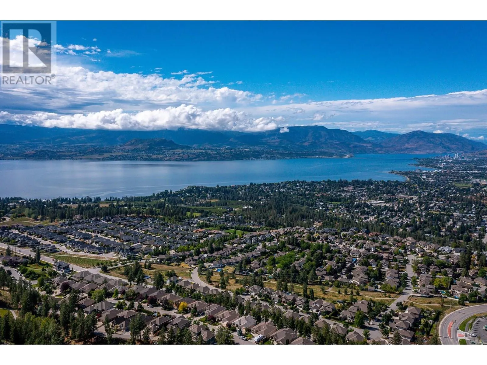 4979 Windsong Crescent