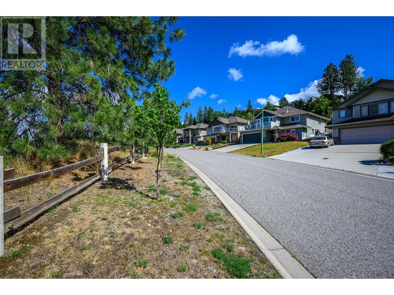 4979 Windsong Crescent