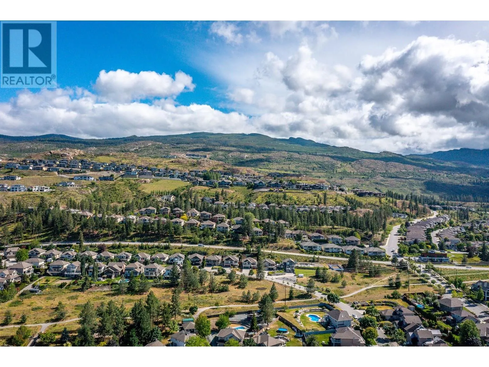 4979 Windsong Crescent