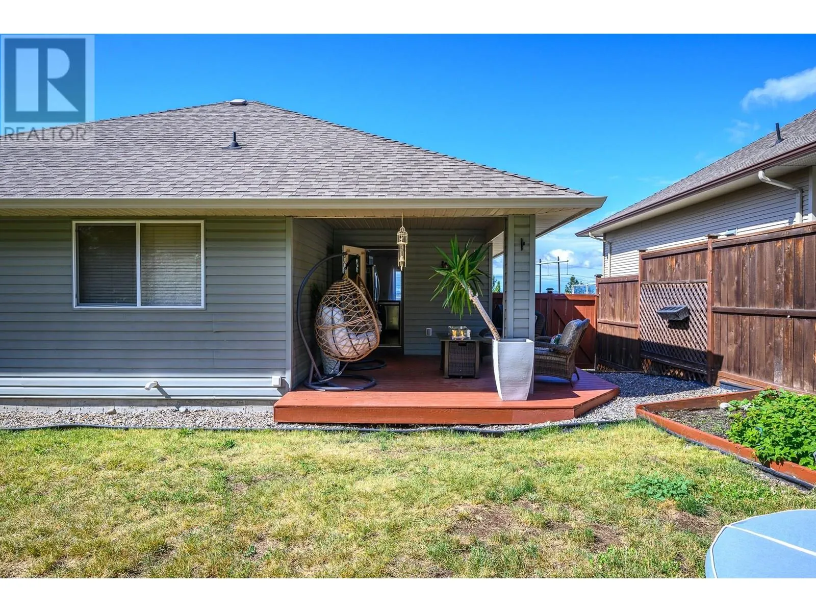 4979 Windsong Crescent