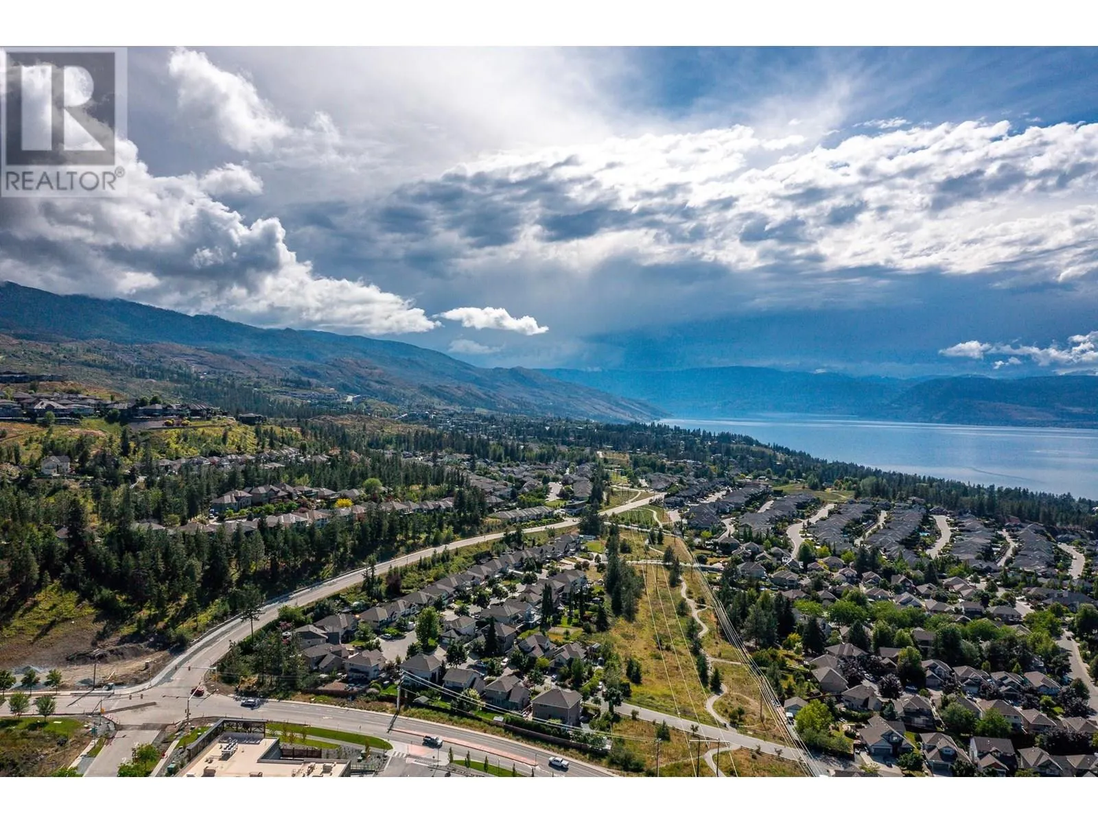 4979 Windsong Crescent