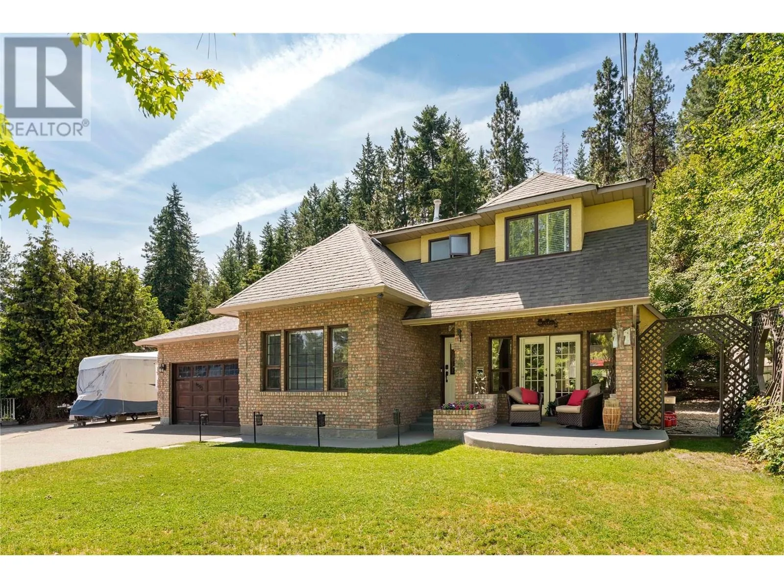 4692 GORDON Drive