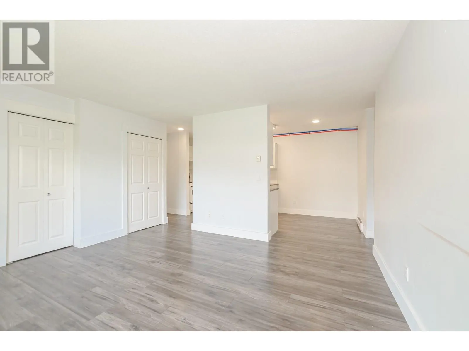 505 Browne Road Unit# 106