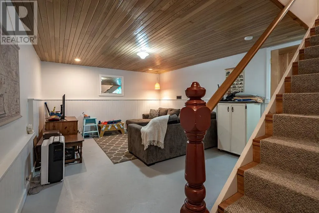 3164 Heddle Road