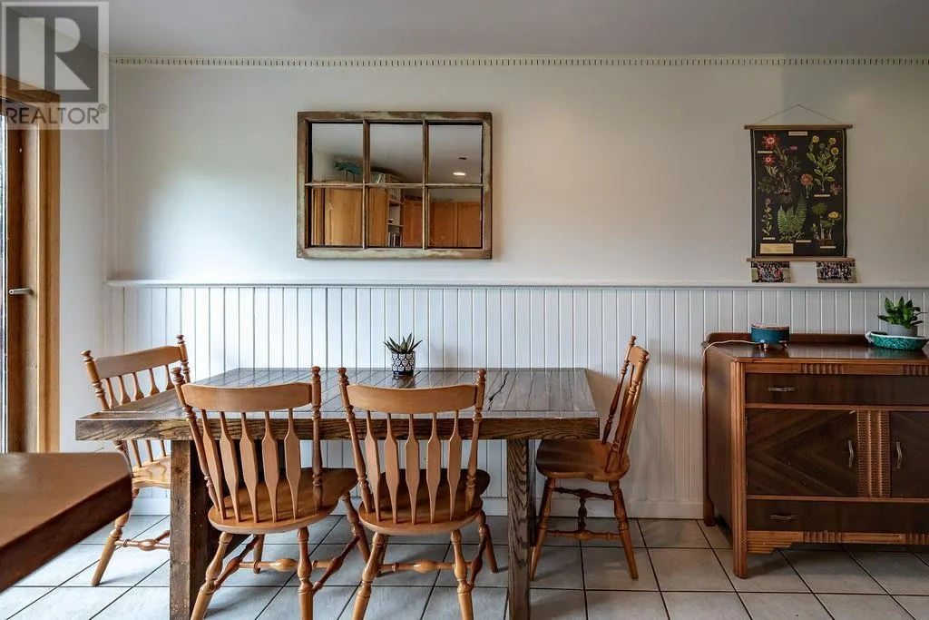 3164 Heddle Road
