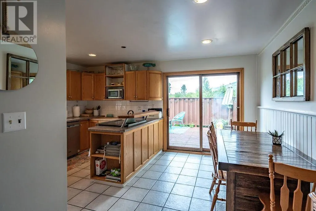3164 Heddle Road