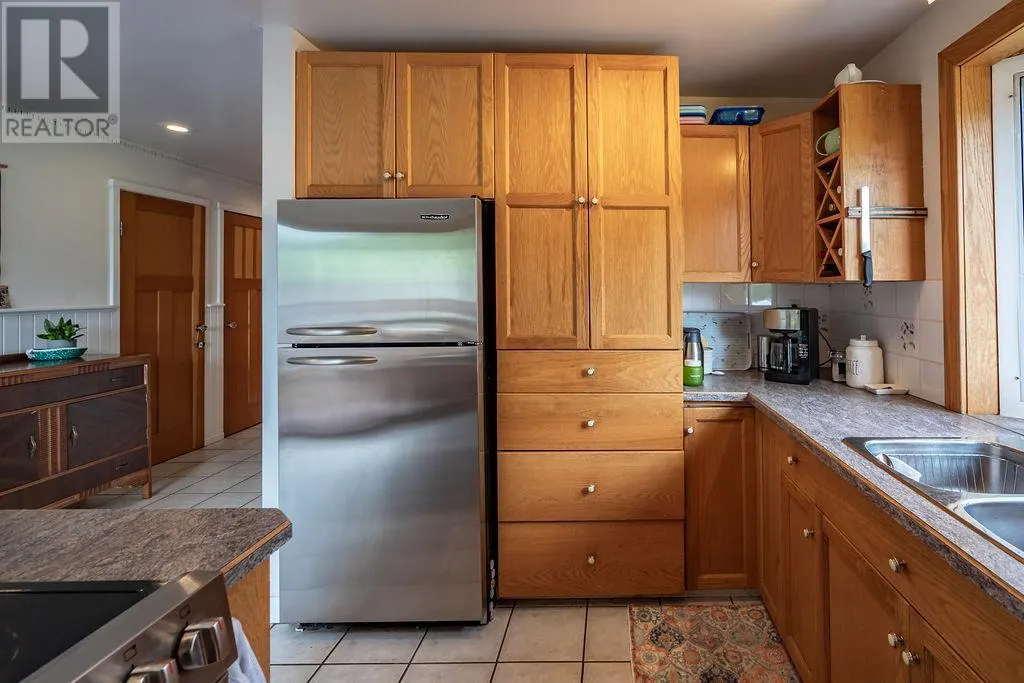 3164 Heddle Road