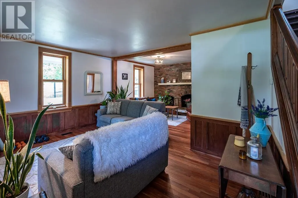 3164 Heddle Road