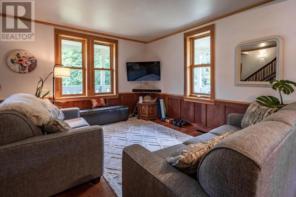 3164 Heddle Road