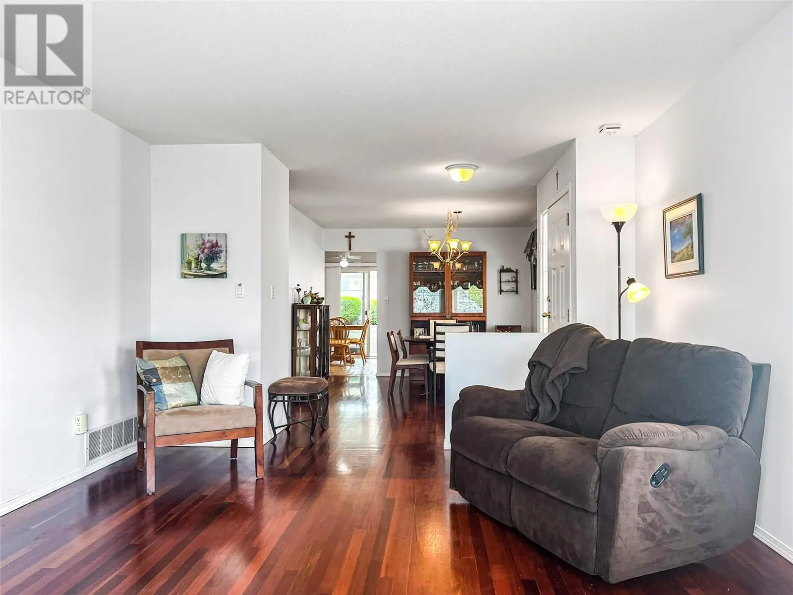 22 Sandpiper Place