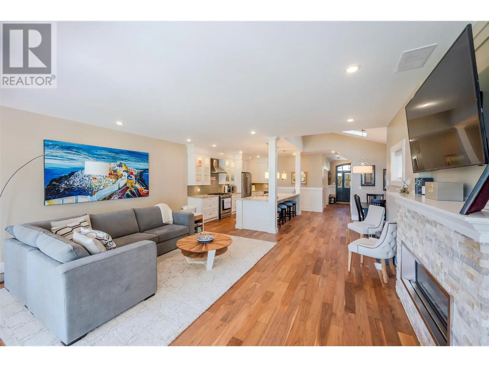 2830 Landry Crescent