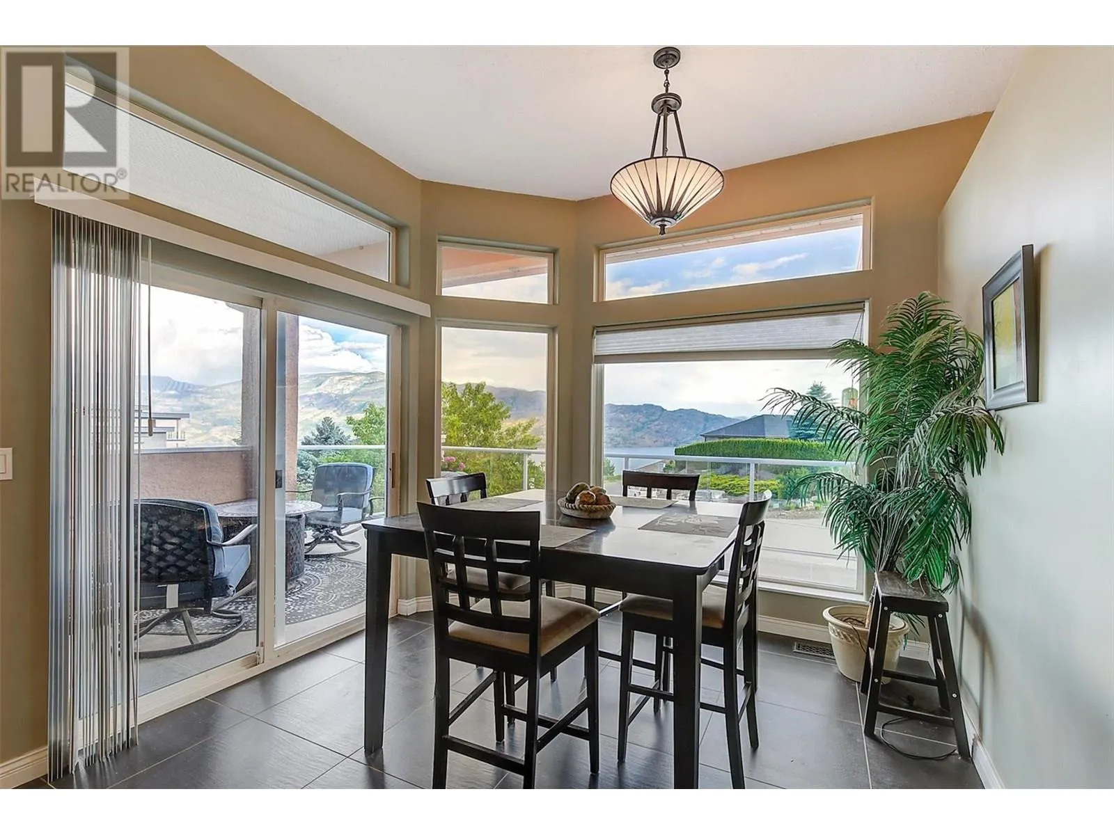 5165 Morrison Crescent