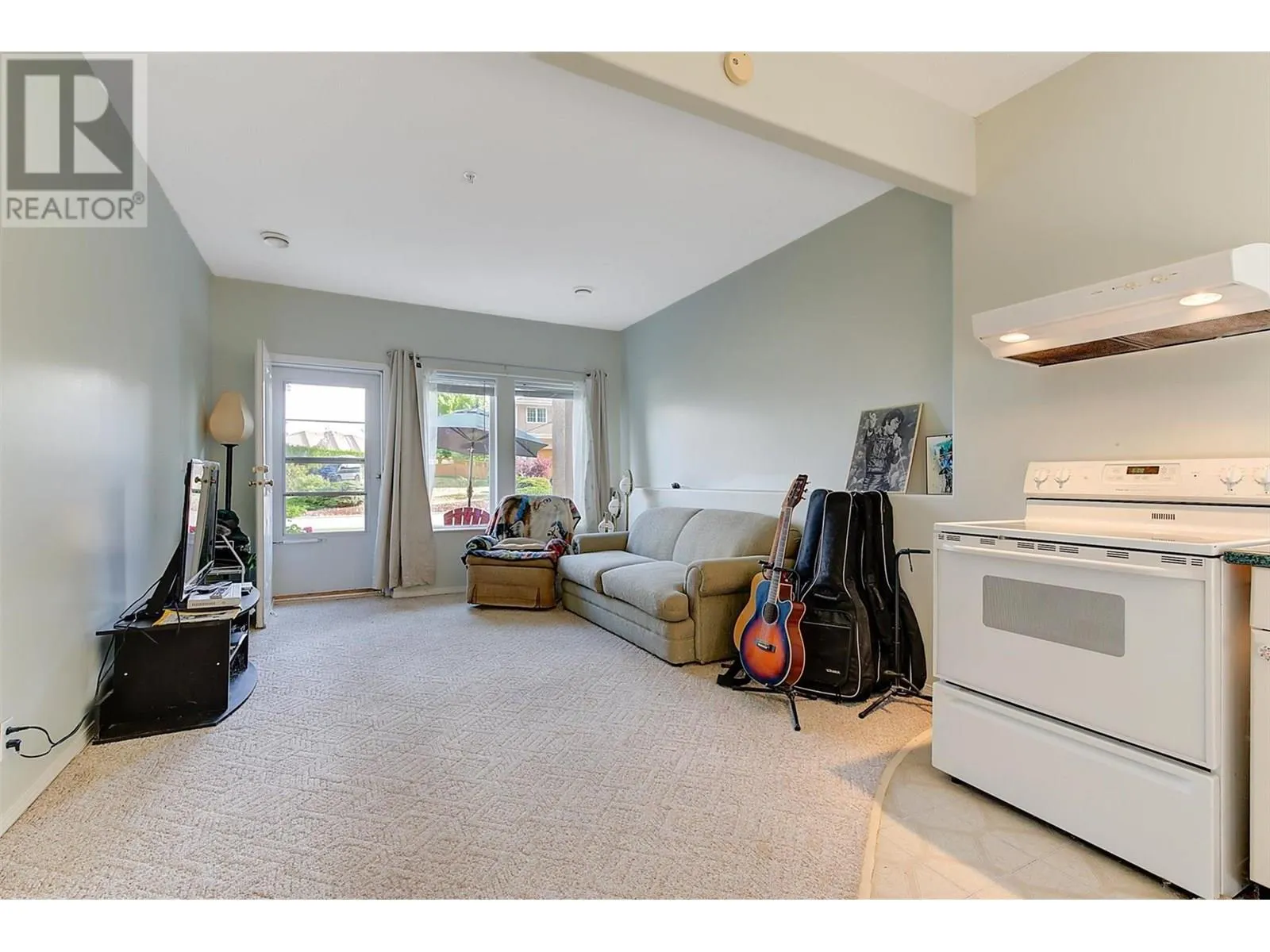 5165 Morrison Crescent
