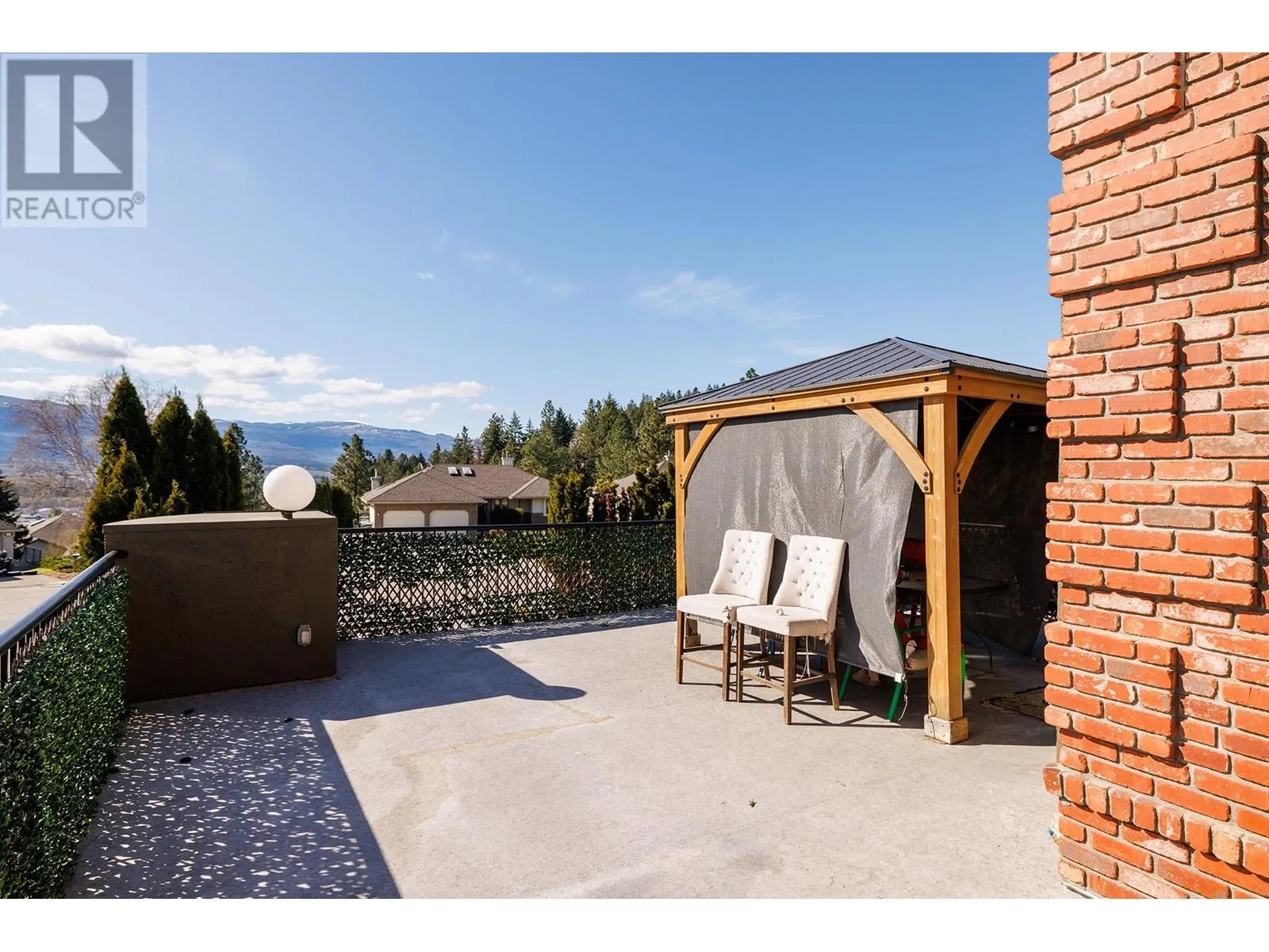 2376 Nahanni Court