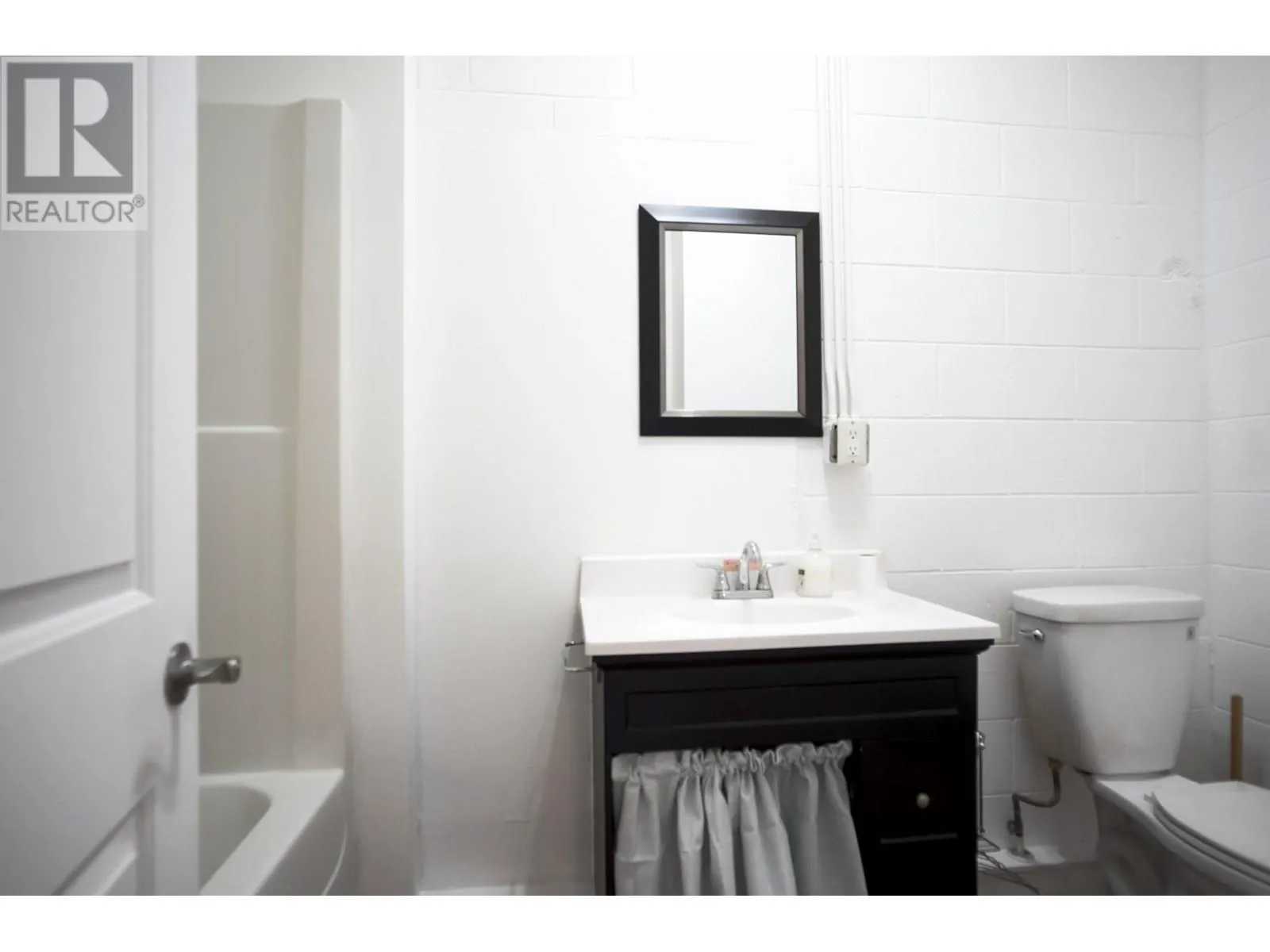 131 SALMON RIVER Road