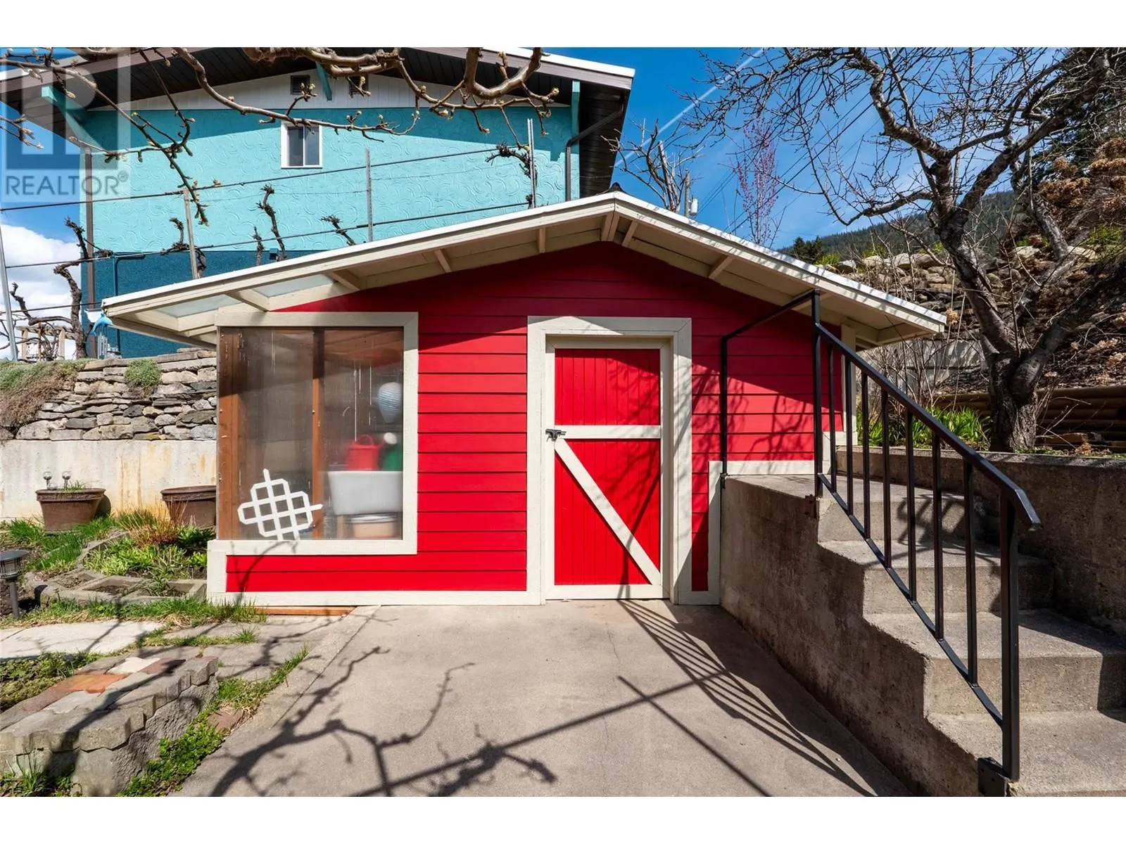1523 Stanley Street