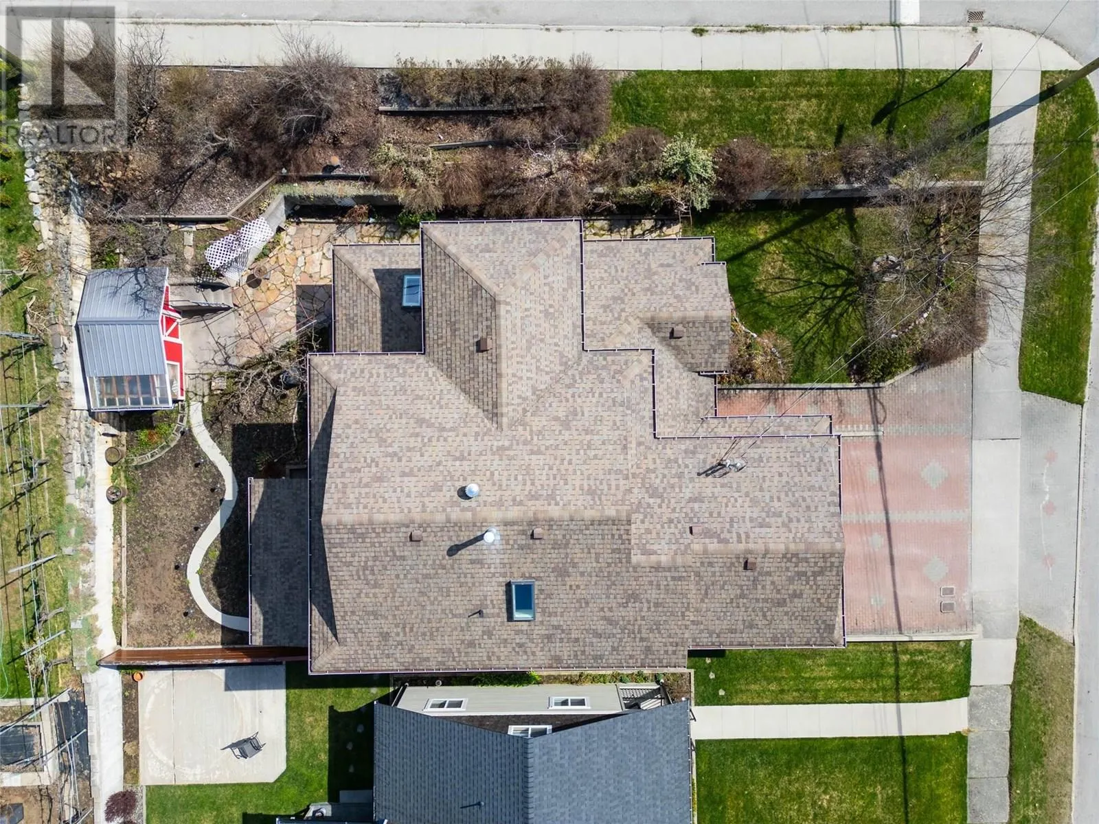 1523 Stanley Street