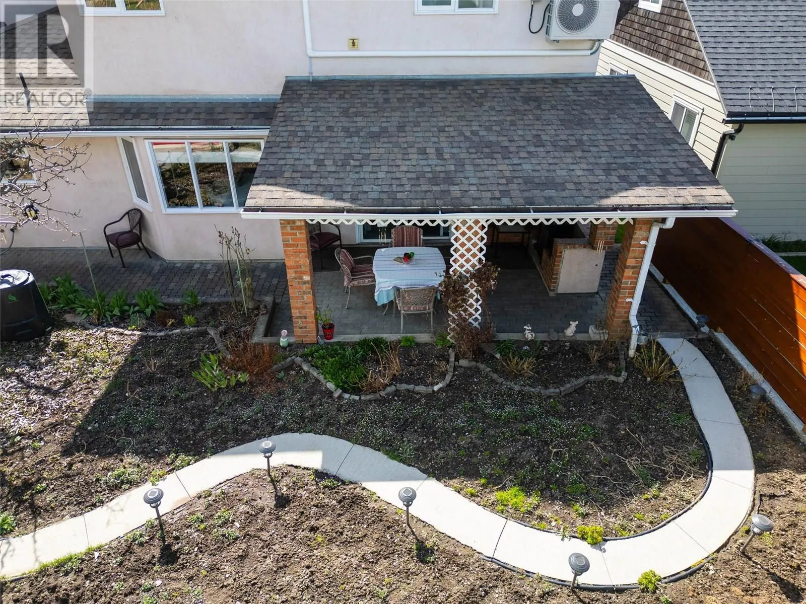 1523 Stanley Street