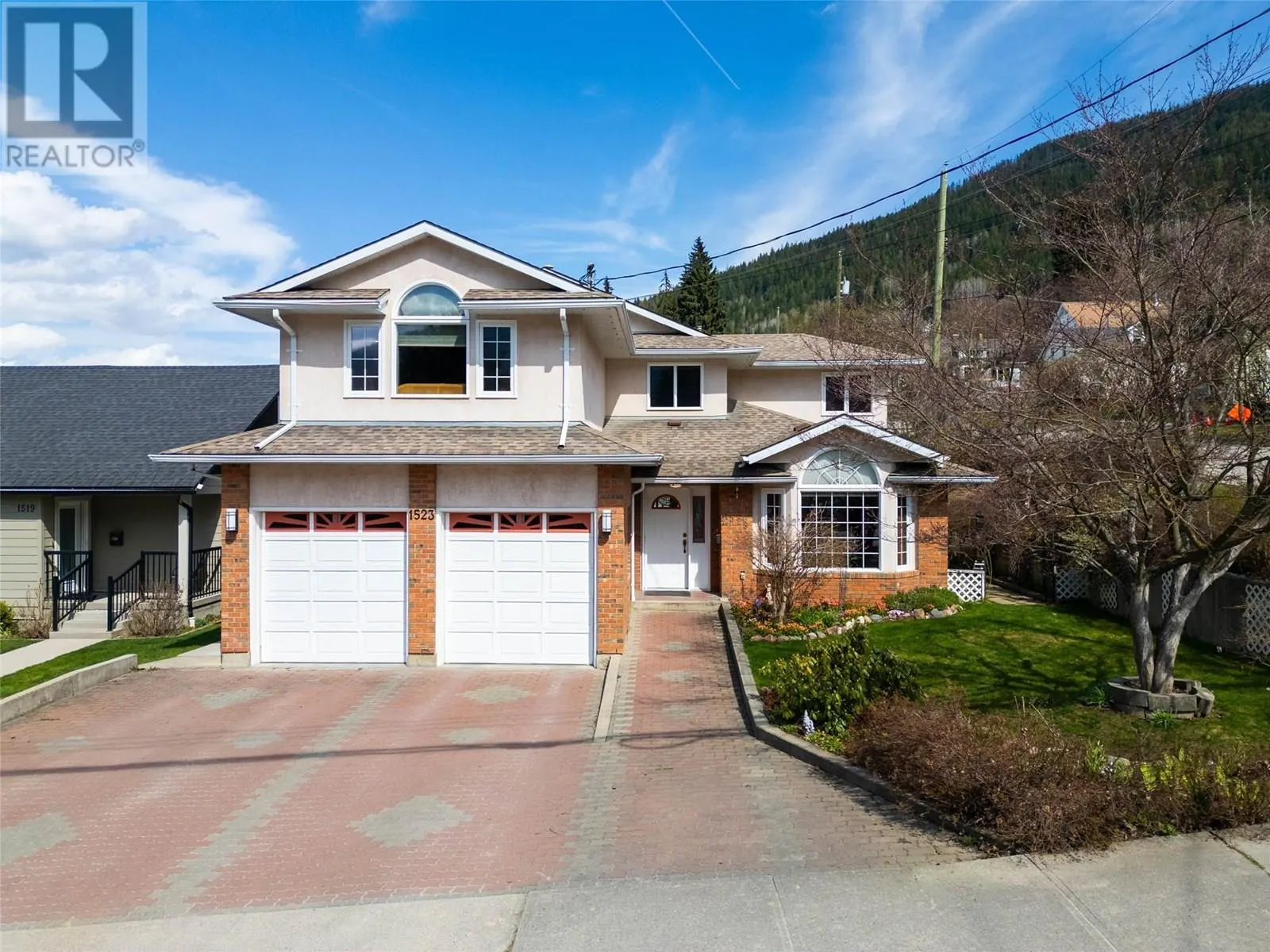1523 Stanley Street