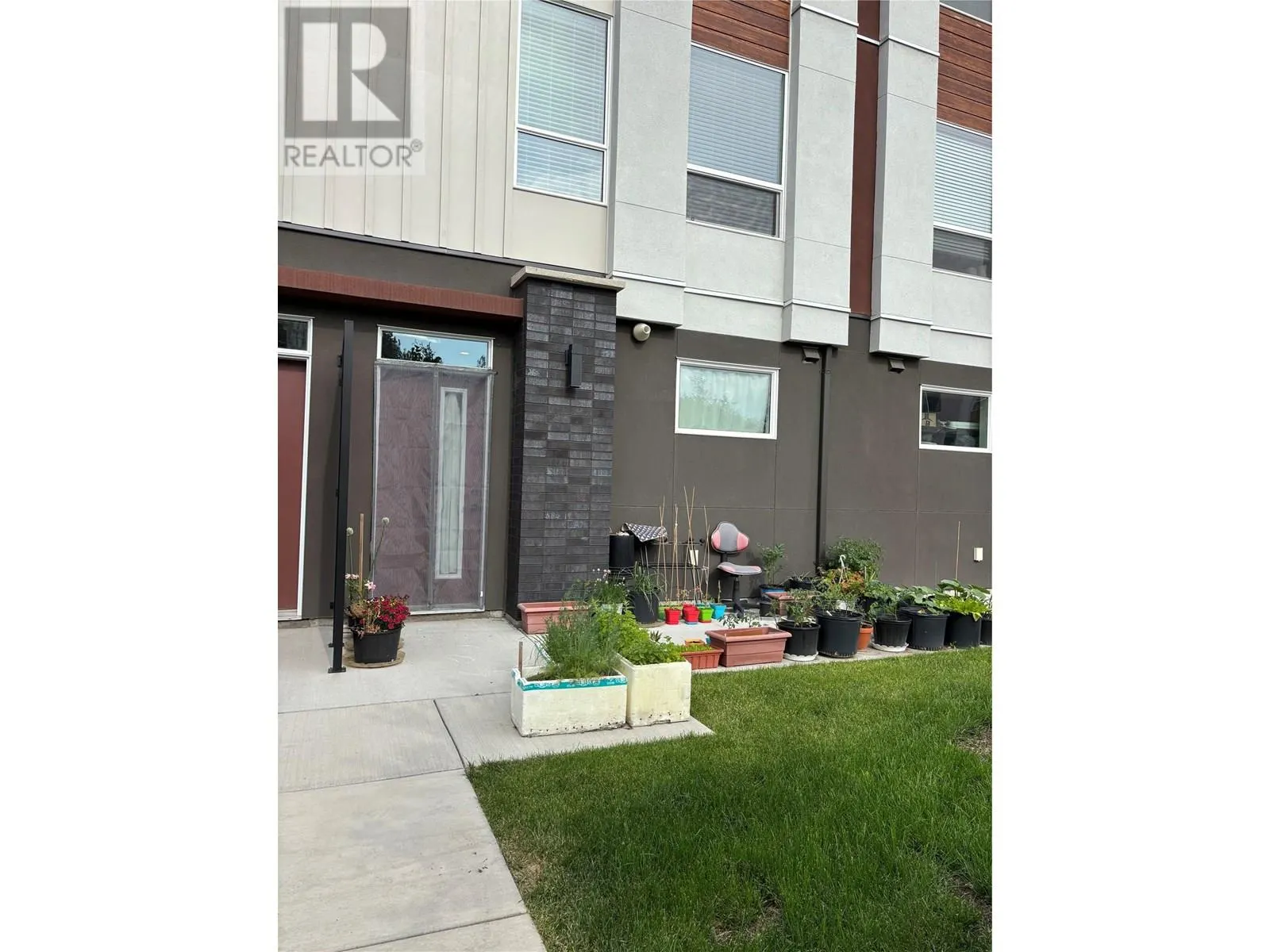 610 Academy Way Unit# 363