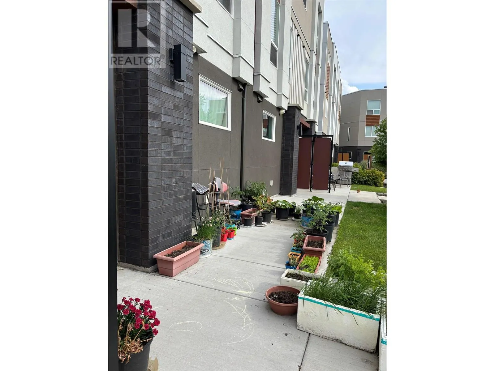 610 Academy Way Unit# 363