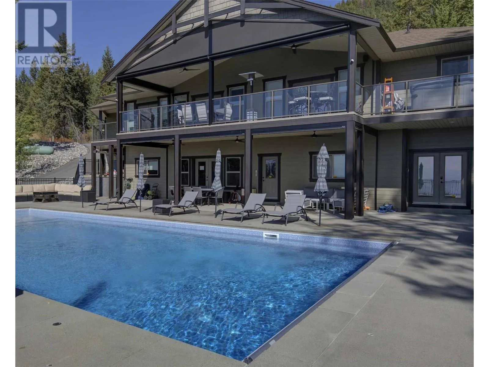 6032 Lynx Drive