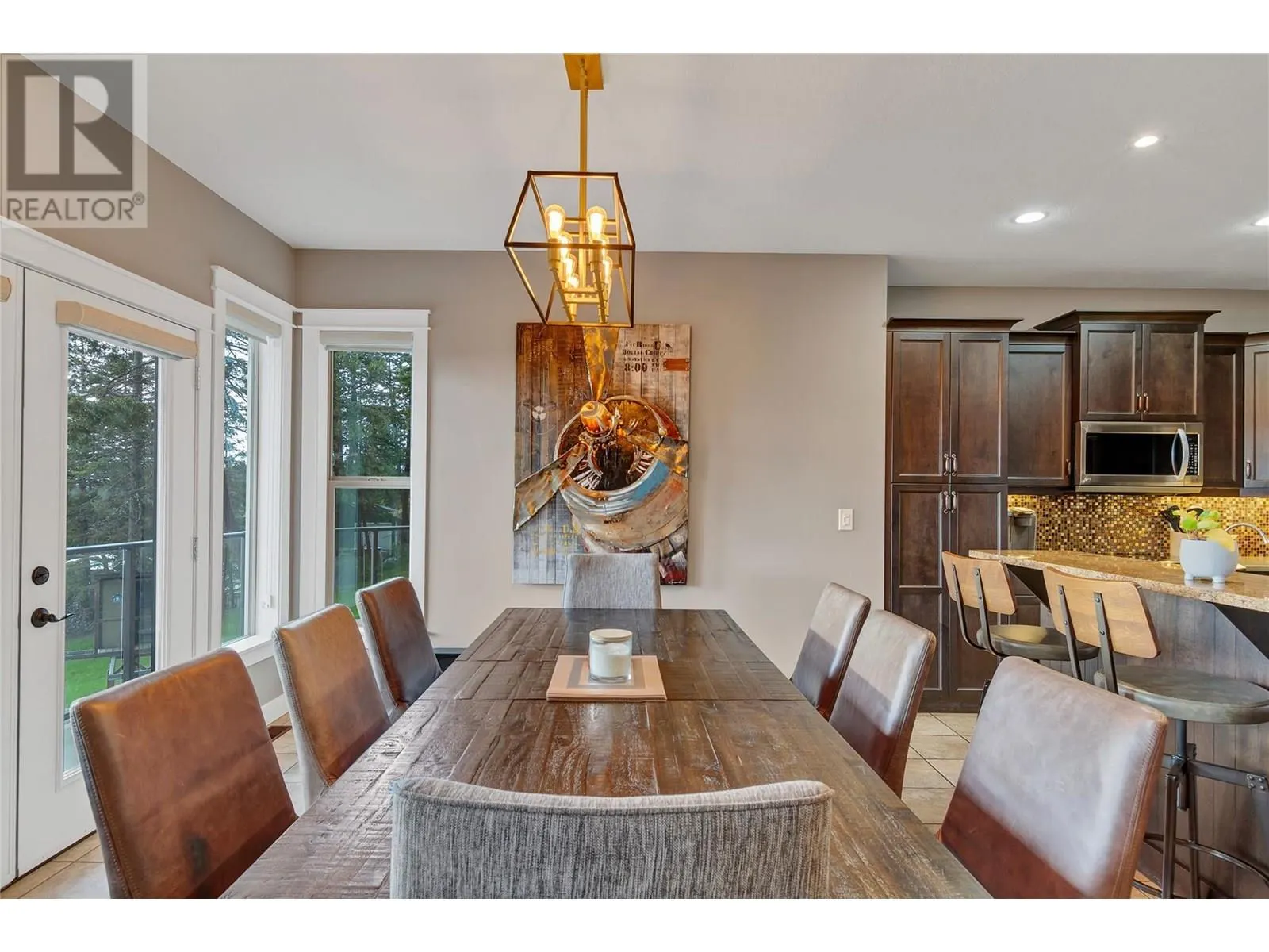 6032 Lynx Drive