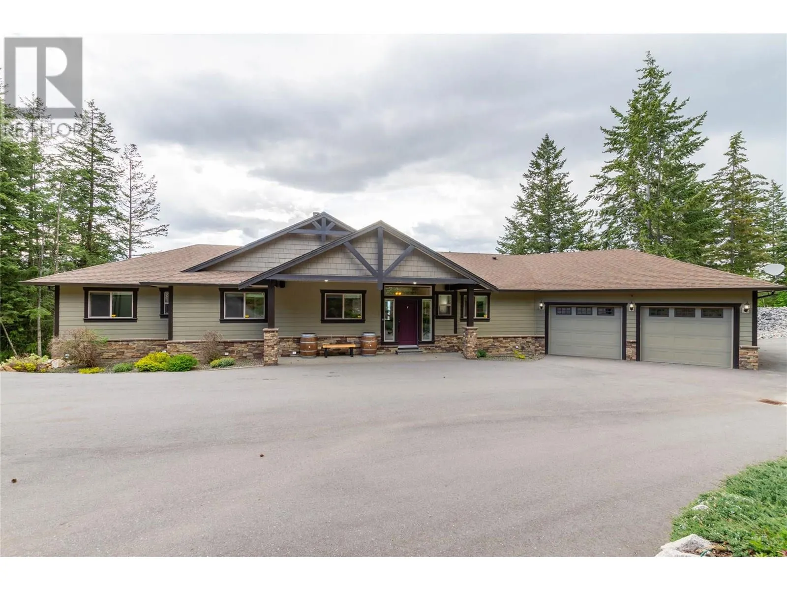 6032 Lynx Drive