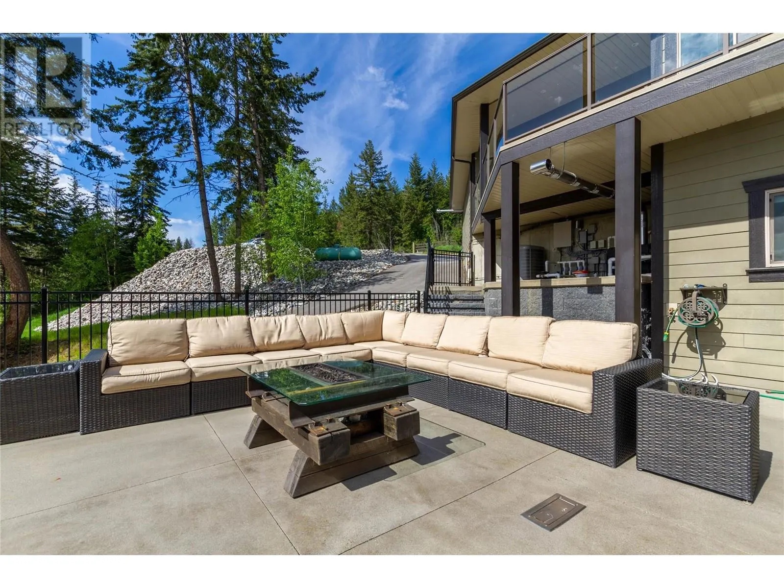 6032 Lynx Drive