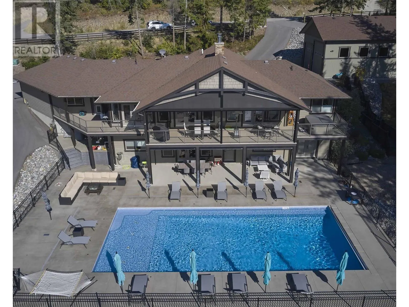 6032 Lynx Drive