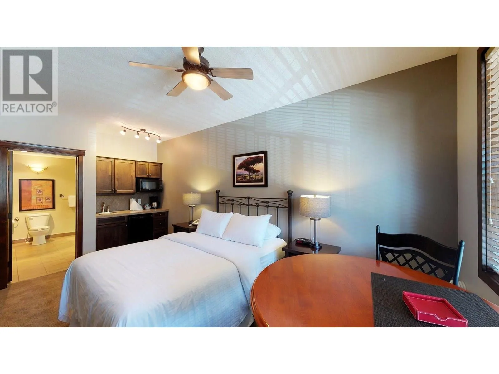 600 BIGHORN Boulevard Unit# 634 B