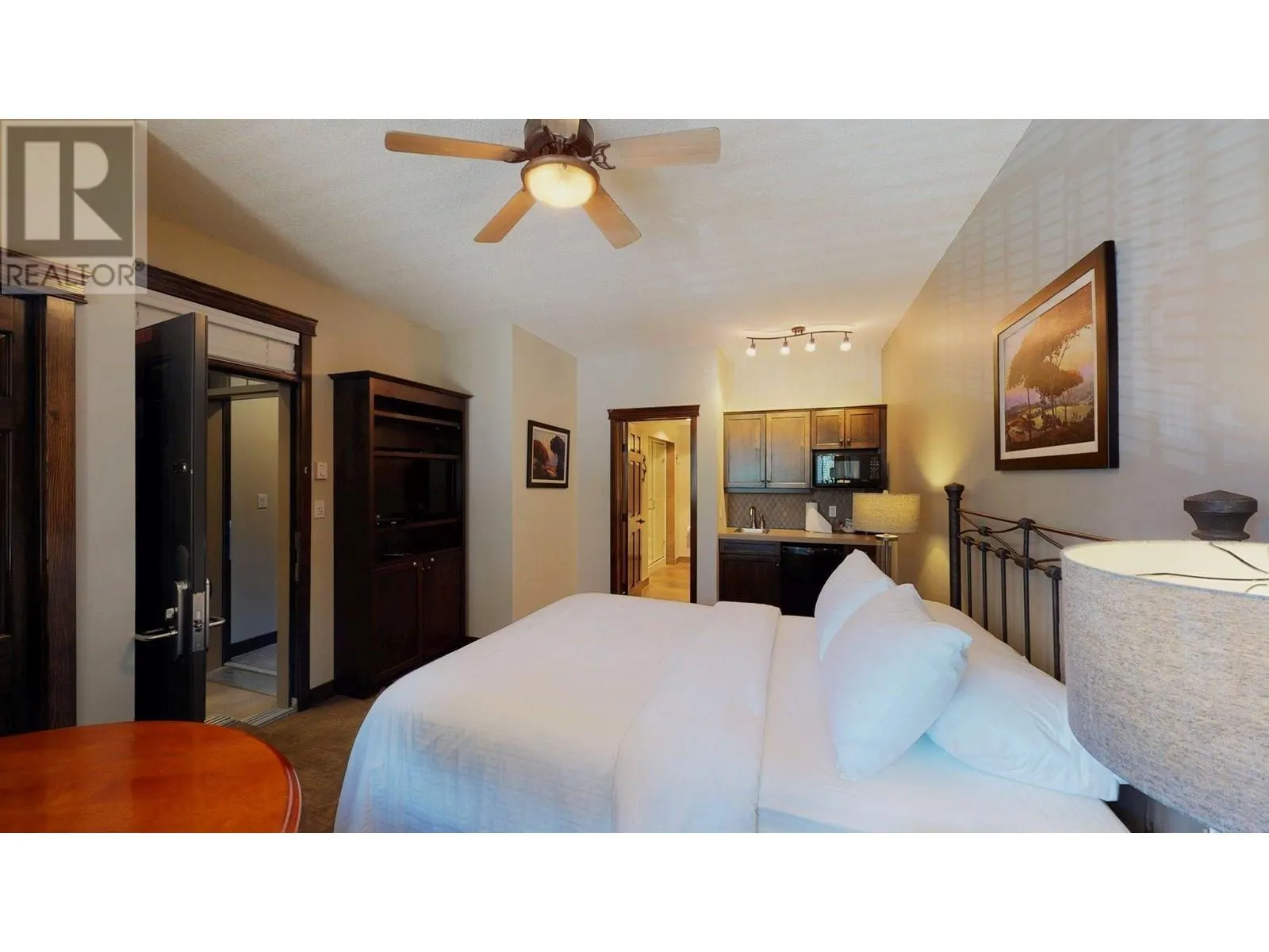600 BIGHORN Boulevard Unit# 634 B