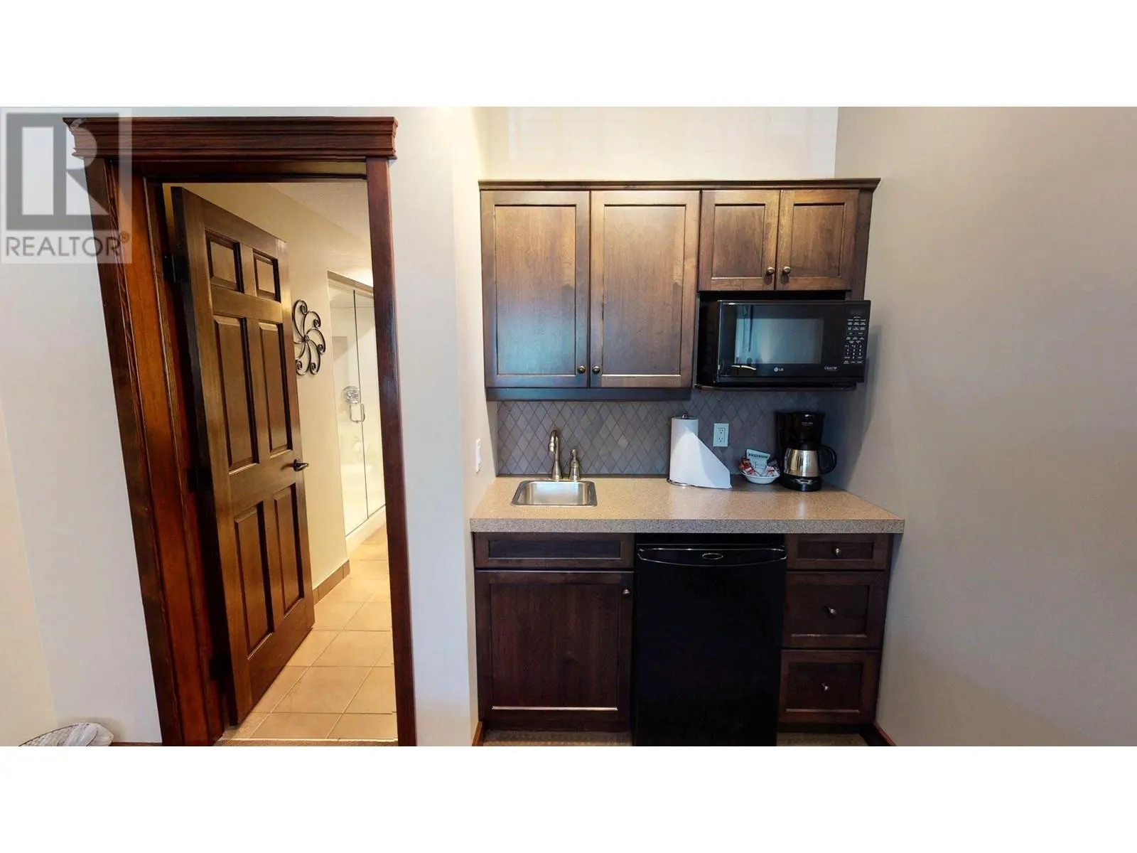 600 BIGHORN Boulevard Unit# 634 B