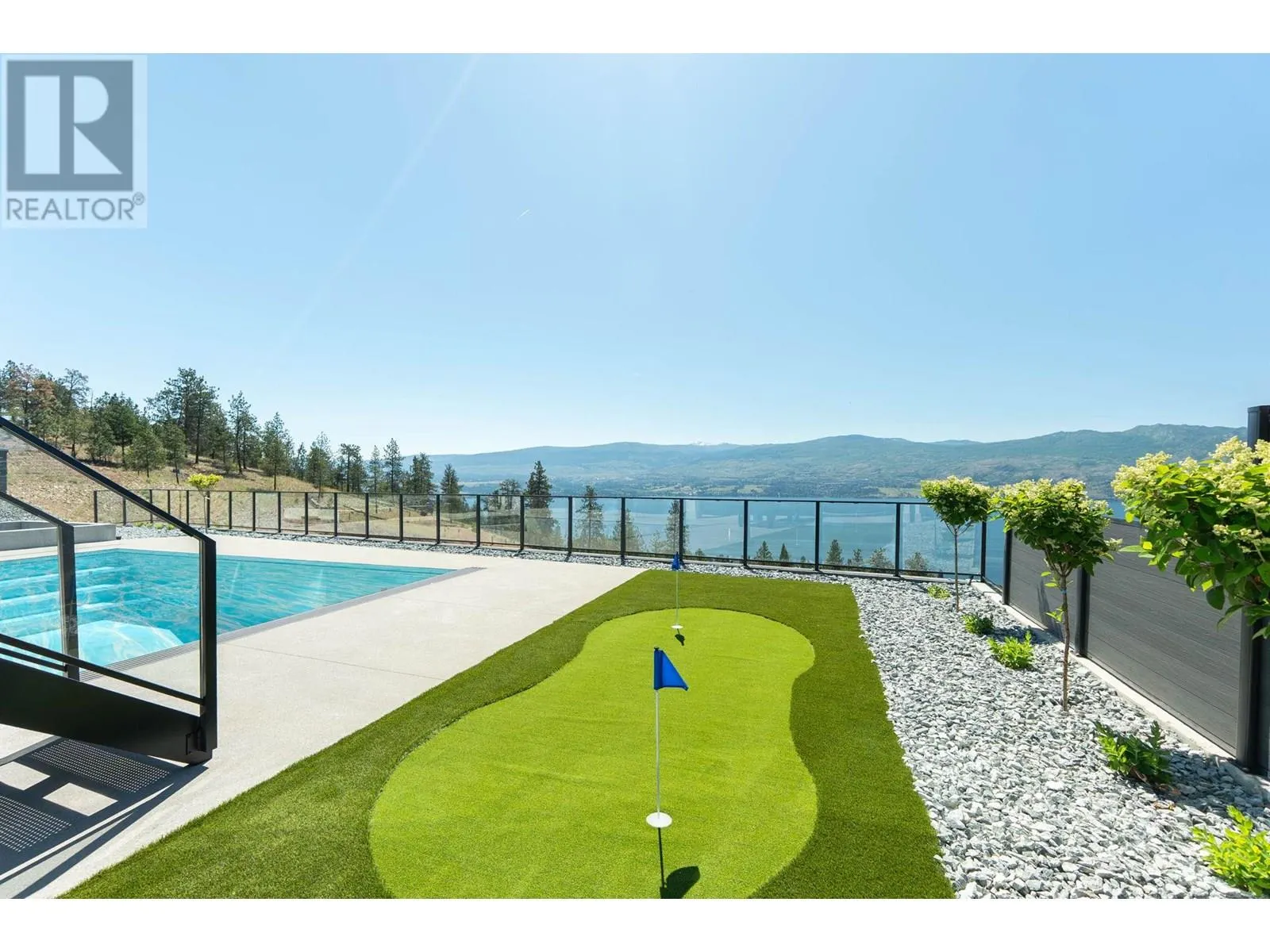 1327 Vineyard Drive