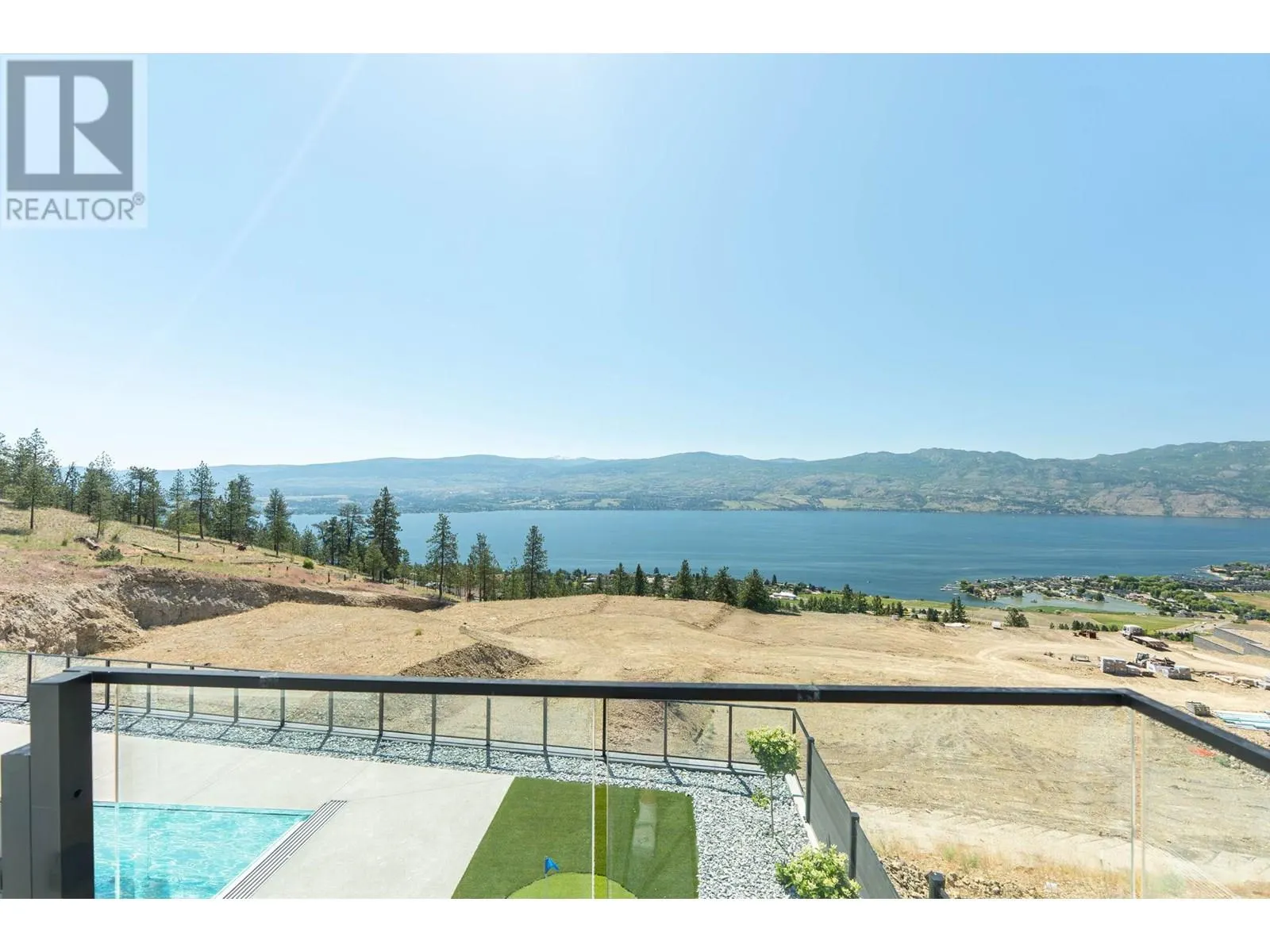 1327 Vineyard Drive