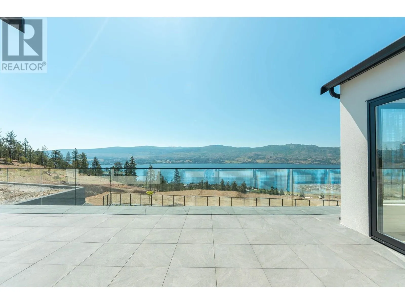 1327 Vineyard Drive