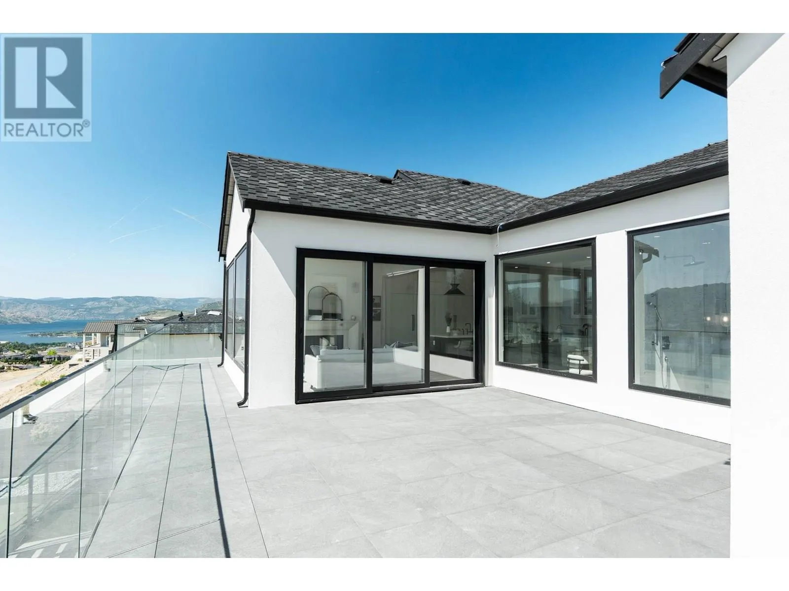 1327 Vineyard Drive