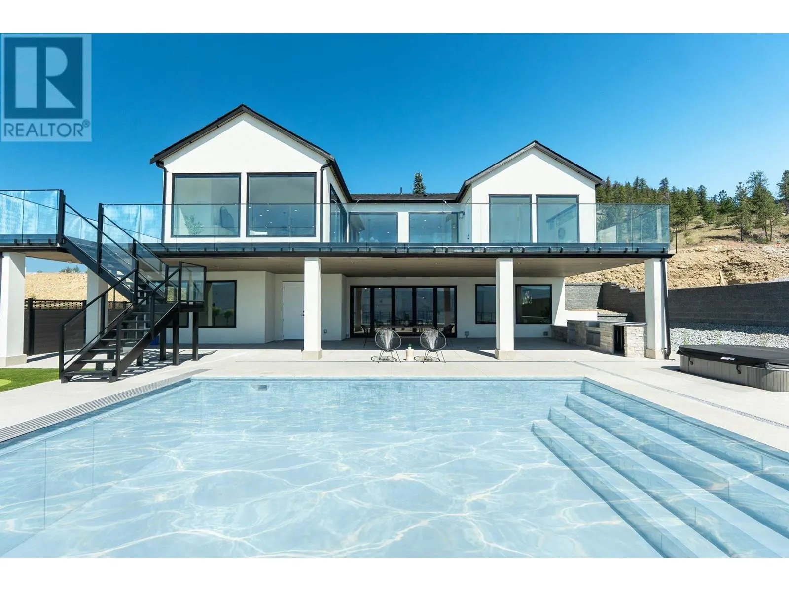 1327 Vineyard Drive