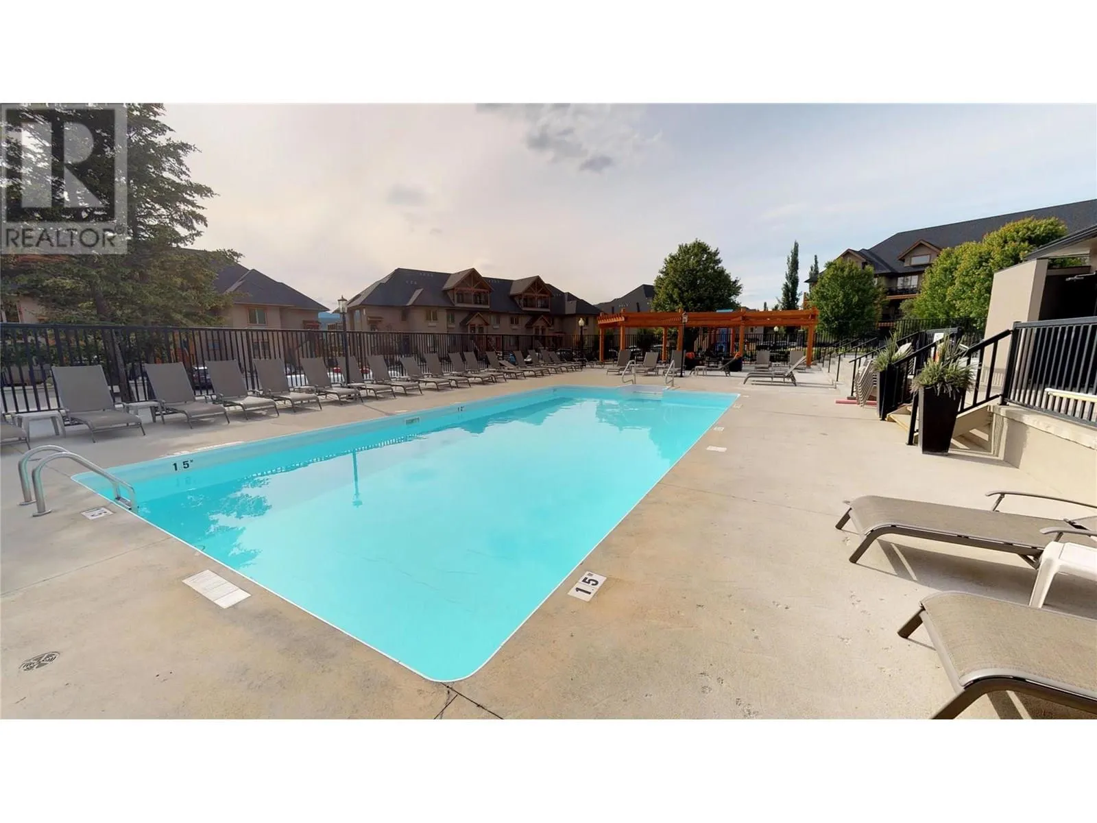 800 BIGHORN Boulevard Unit# 825 D