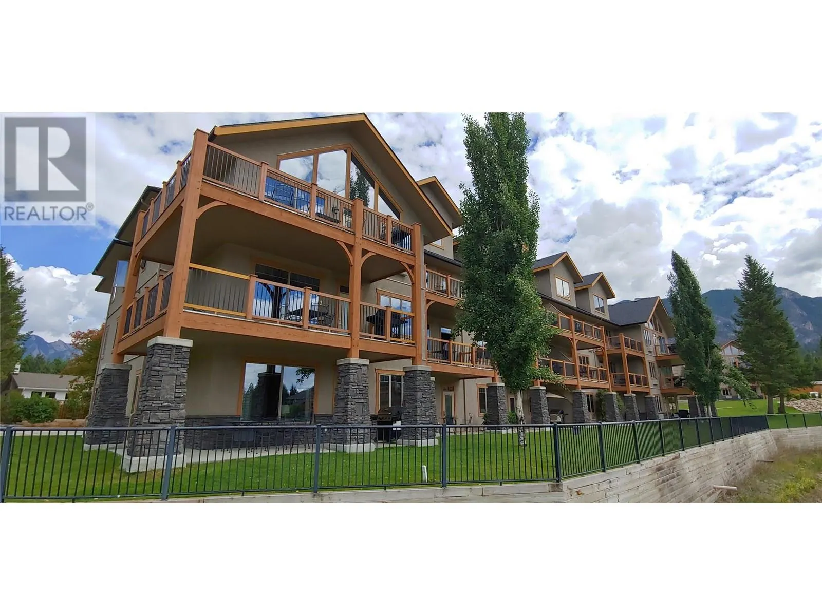 800 BIGHORN Boulevard Unit# 825 D