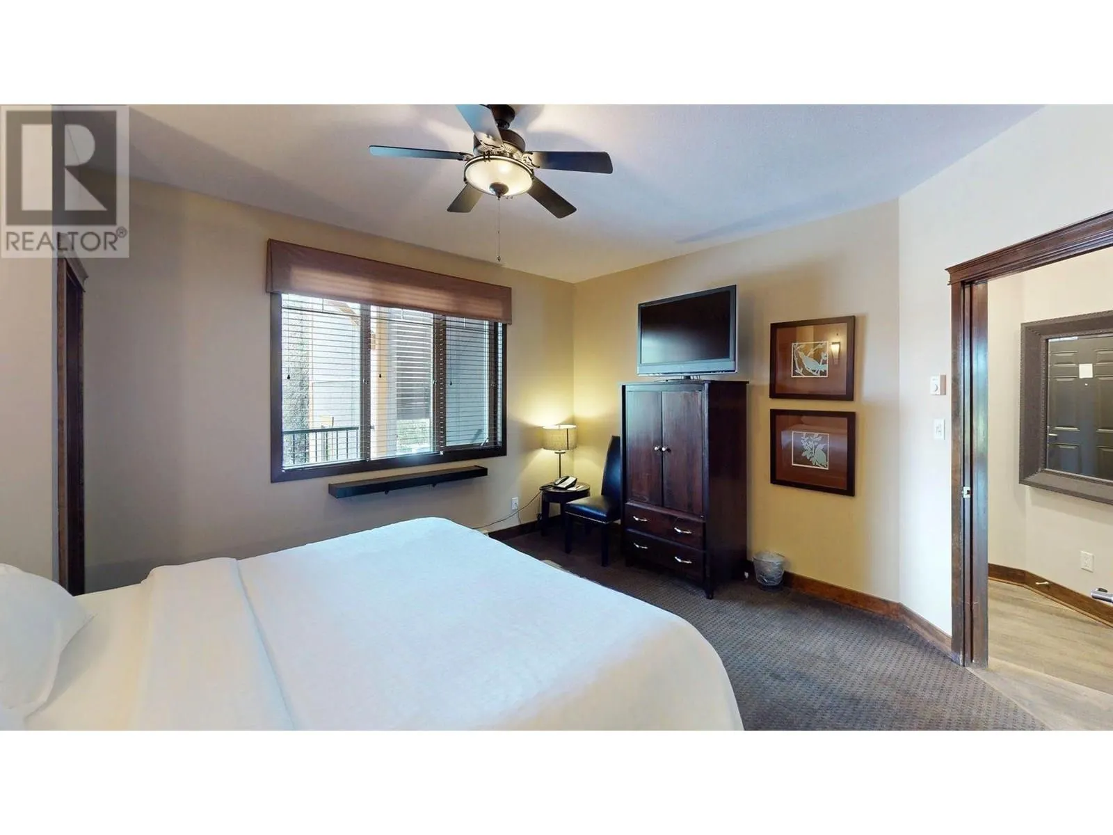 800 BIGHORN Boulevard Unit# 825 D