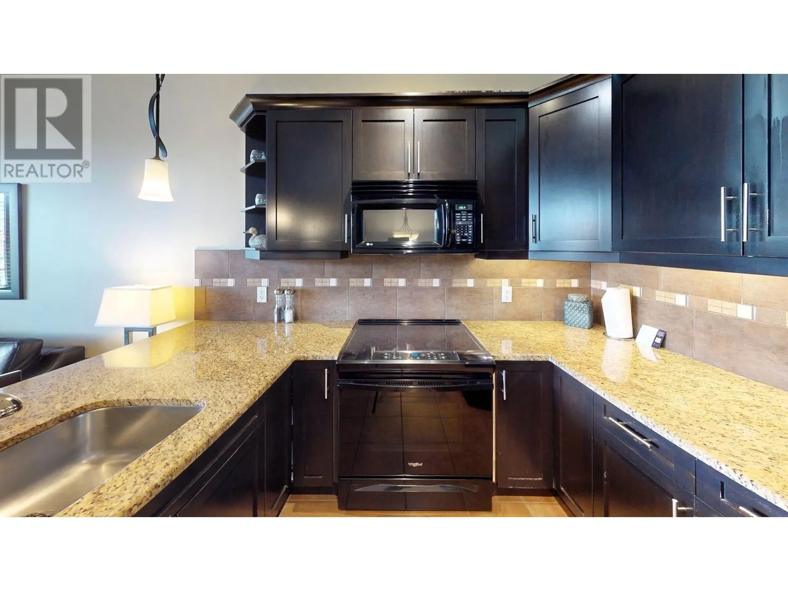 800 BIGHORN Boulevard Unit# 825 D