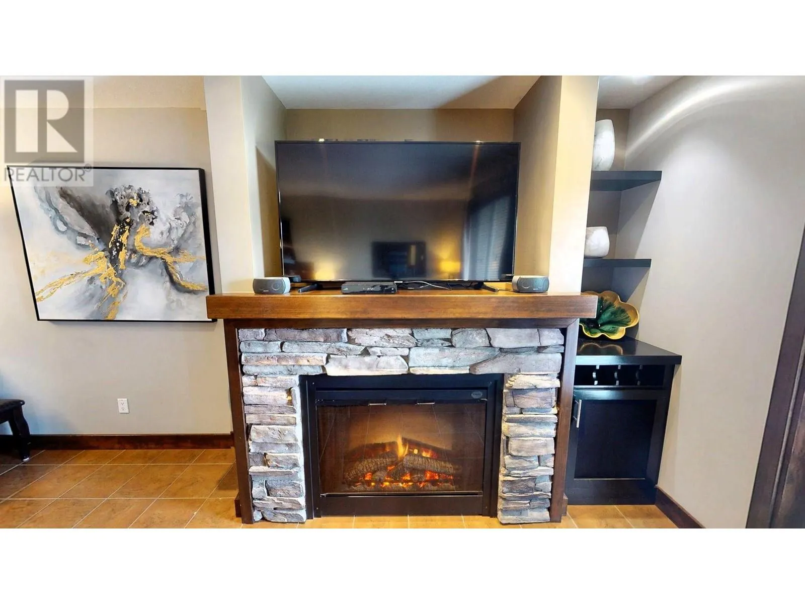 800 BIGHORN Boulevard Unit# 825 D