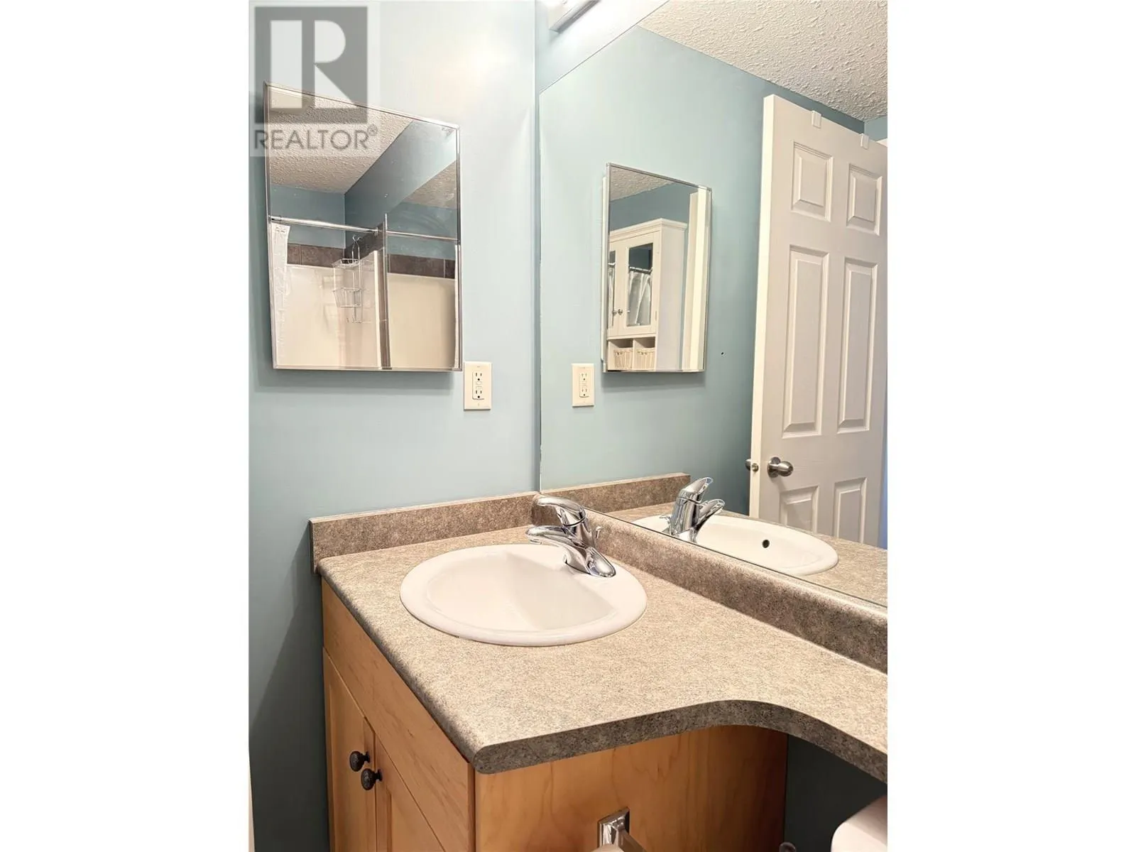 4765 Forsters Landing Road Unit# 207