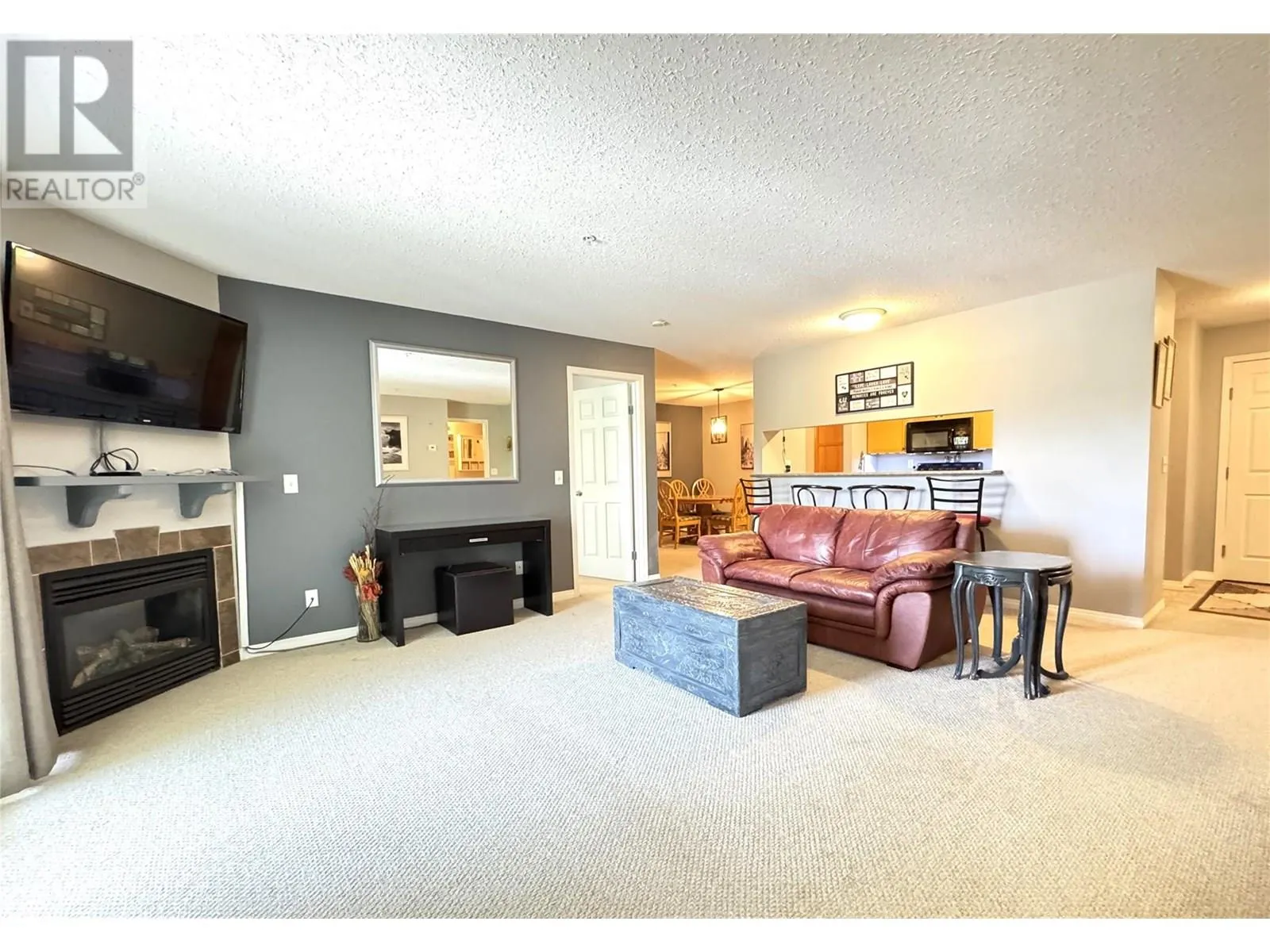 4765 Forsters Landing Road Unit# 207